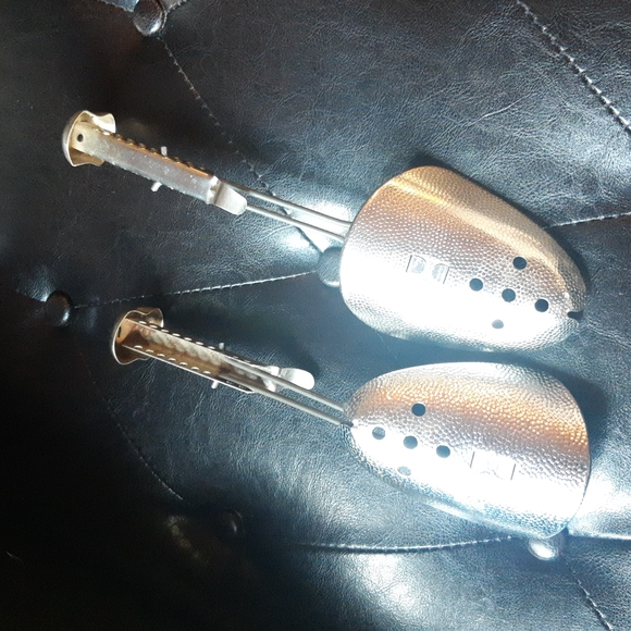 Vintage pair A&J metal Shoe Tree Forms Stretcher Adjustable Made in USA - Picture 5 of 9